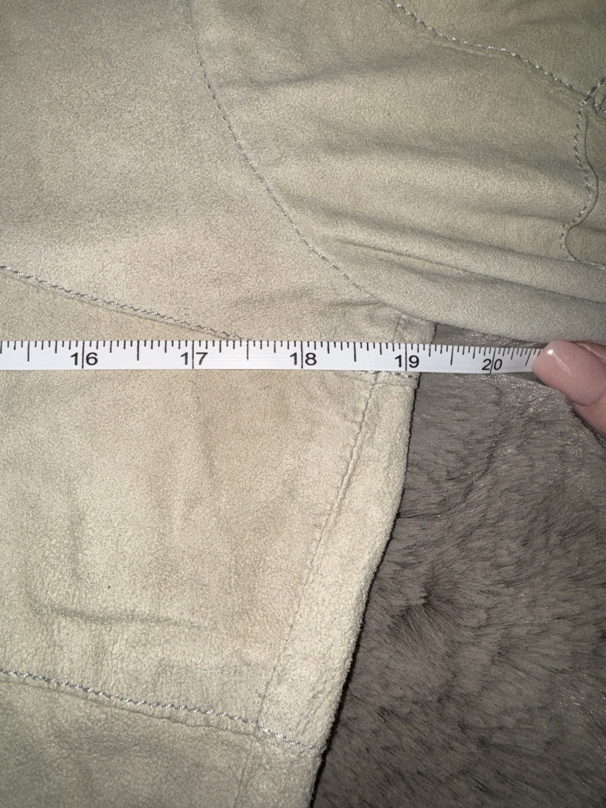 7831863