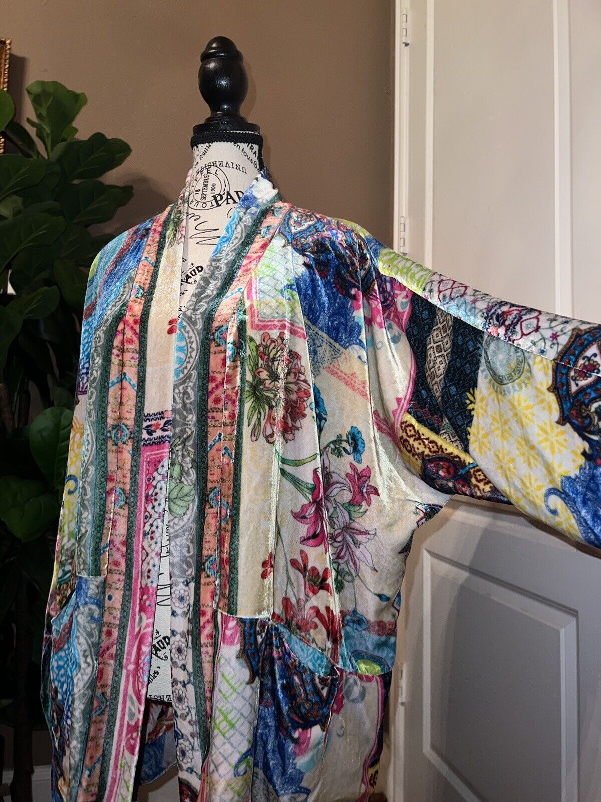 Johnny Was Velvet & Silk Kimono Wrap Sz XL REVERSIBLE Jewel Tones