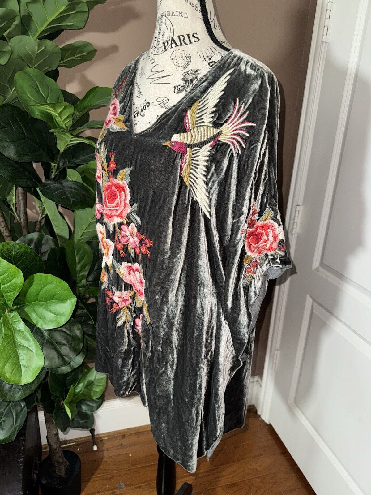 Johnny Was Sz L Large Grey Velvet Embroidered Poncho Tunic Top  Birds