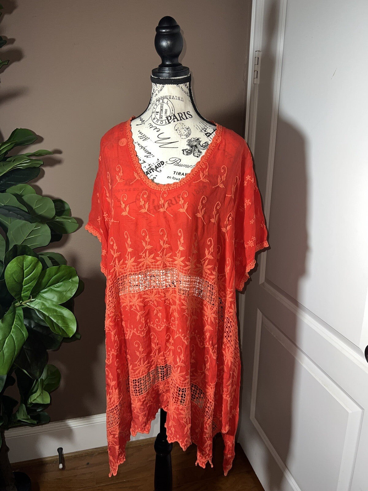 Johnny Was 1X Orangey Red Tunic Top Silky Cool Embroidery & Eyelet Tonal Kimono Johnny Was