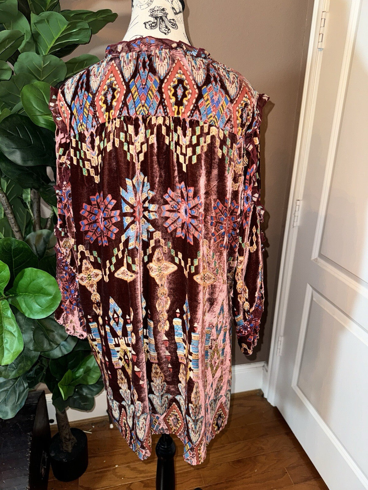 Johnny Was Brick Red Geometric Burnout Velvet Tunic Top L Large Peasant Johnny Was