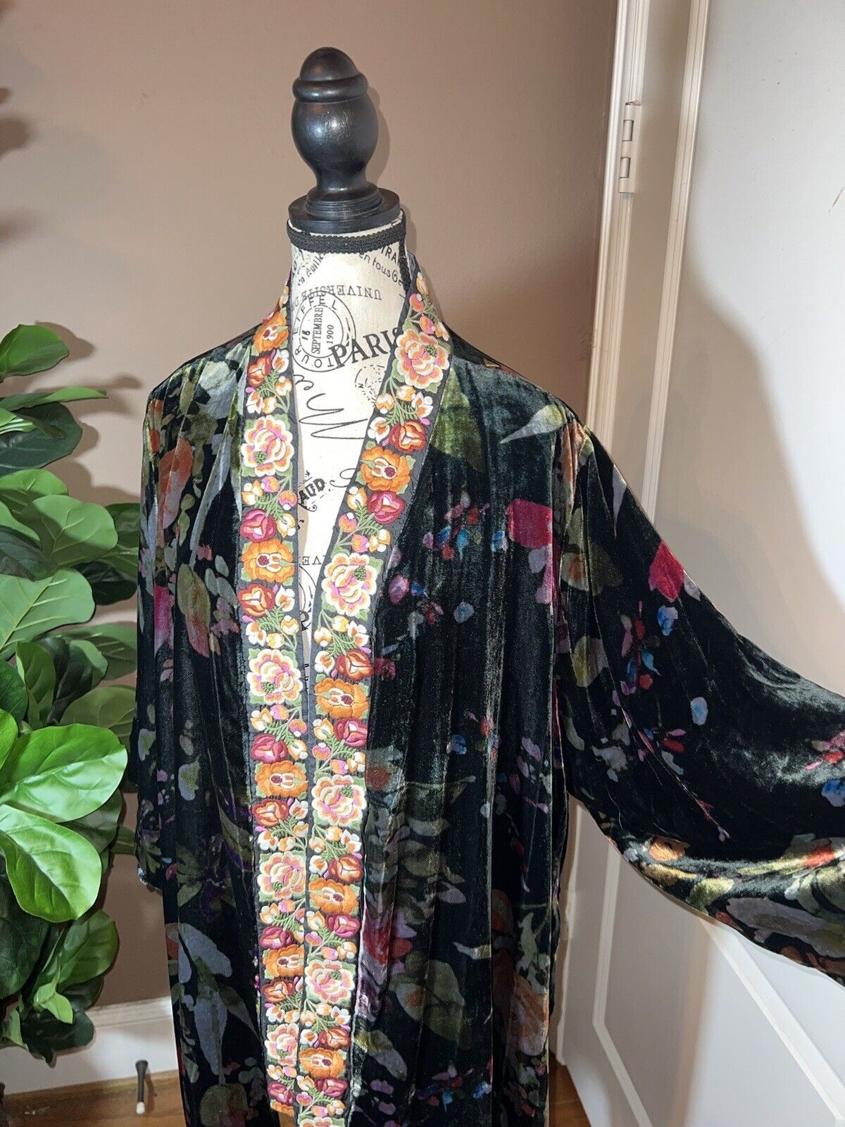 Johnny Was Velvet & Silk Kimono Wrap Sz 1XL 1X XL REVERSIBLE Jewel Tones Floral