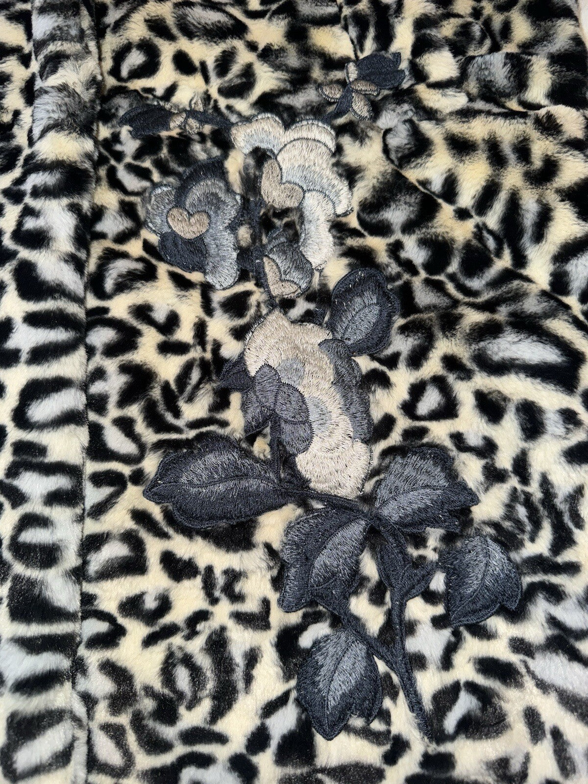 Johnny Was S Soft Blue & White Leopard Faux Fur Coat Jacket Wrap Silk Lining Johnny Was