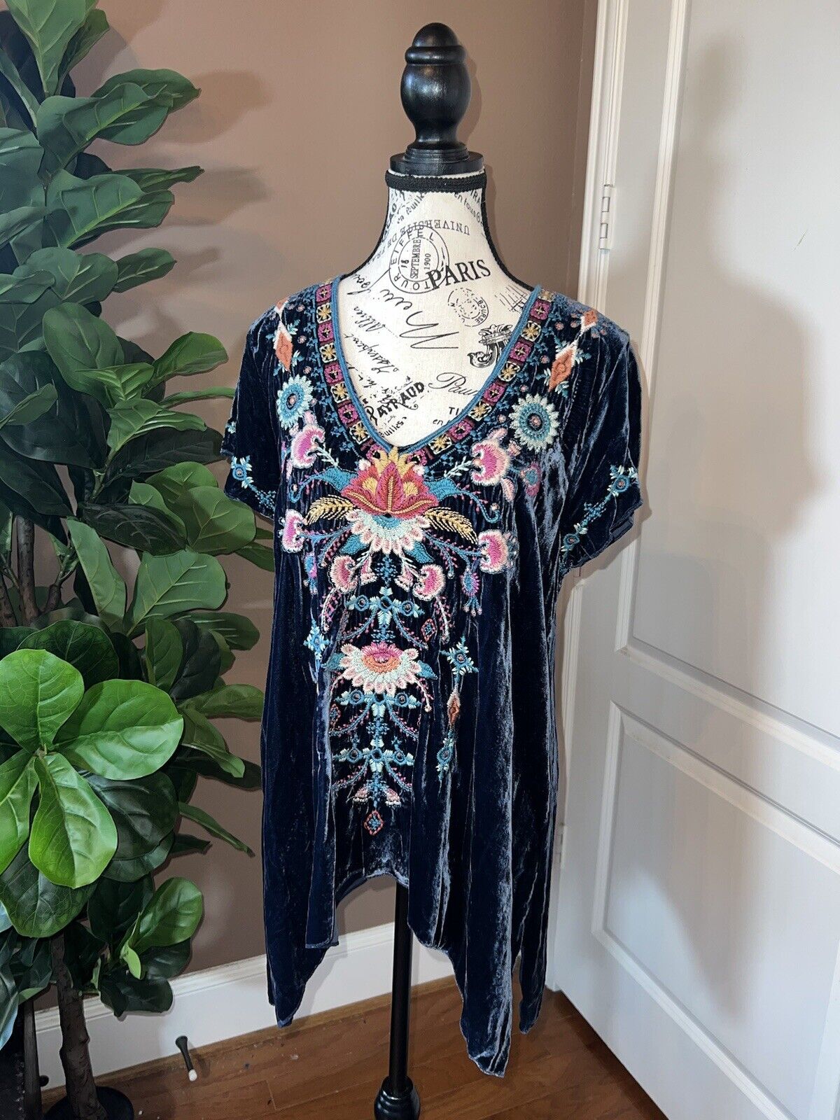 Johnny Was Blue Velvet Heavily Embroidered Tunic Top Mini Dress L Large