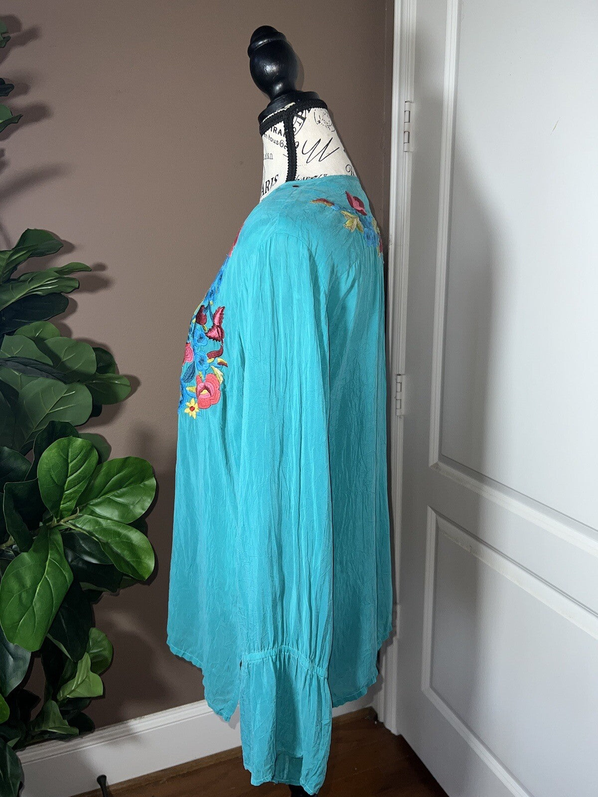 Johnny Was L Turquoise Tunic Top Embroidered Peasant Blouse Lightweight Cool Johnny Was