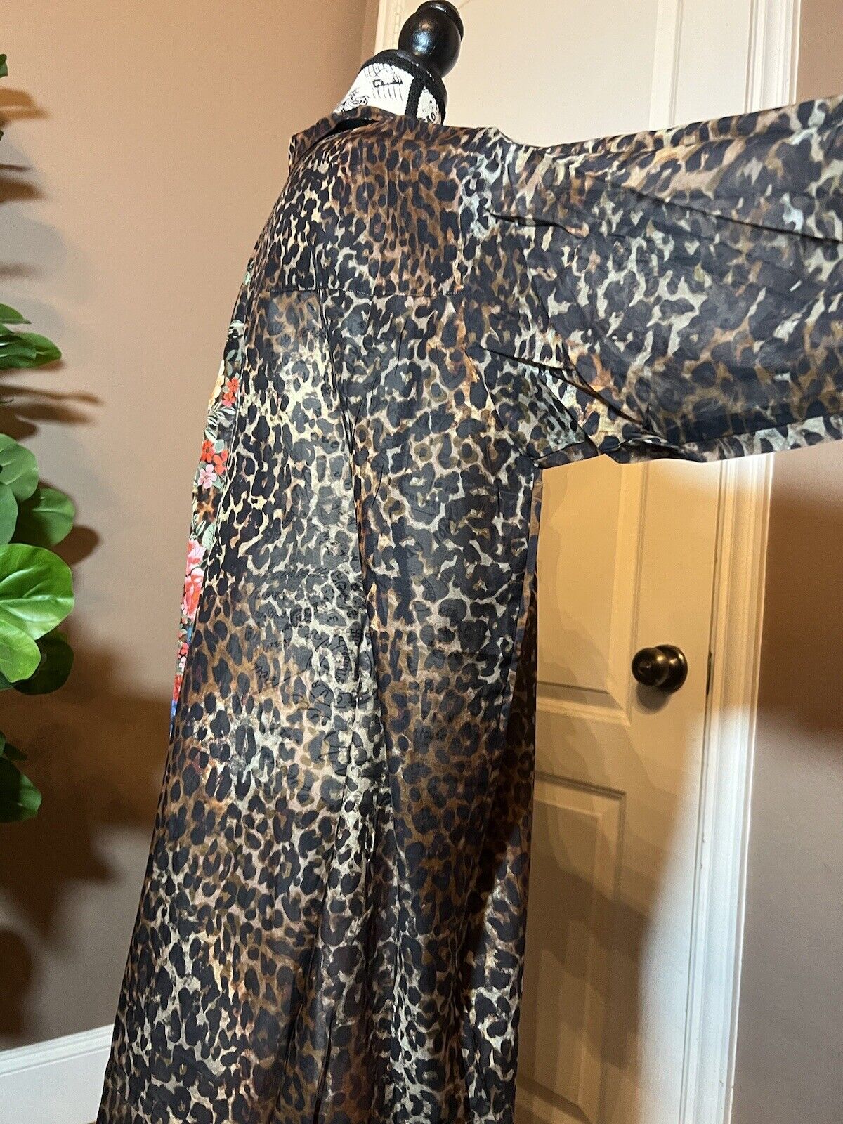 Johnny Was XL Maxi Dress Cover Up Lightweight Floral & Leopard Pattern