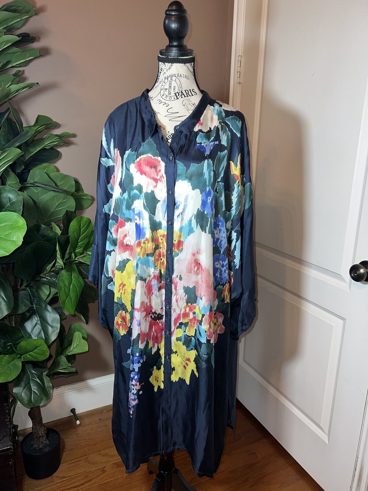 Johnny Was 100% Silk Navy  Floral Tunic Top Kimono 2X 2XL XXL  Watercolor