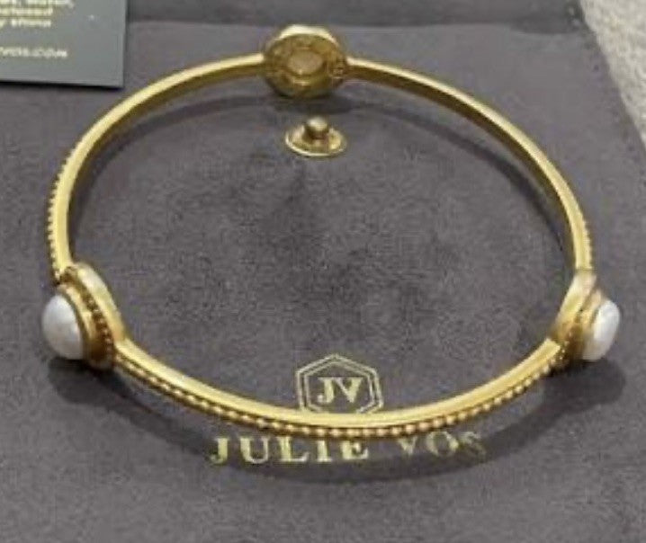 8951845