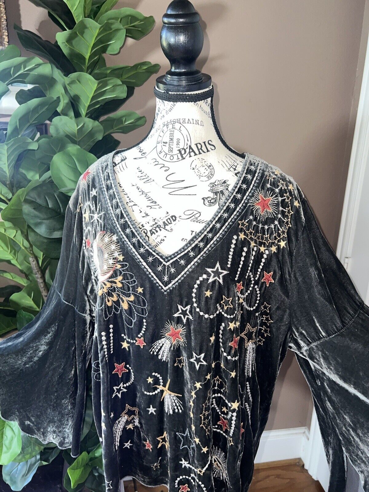 Johnny Was Charcoal Grey Velvet Celestial Embroidered Tunic Top XL Peasant