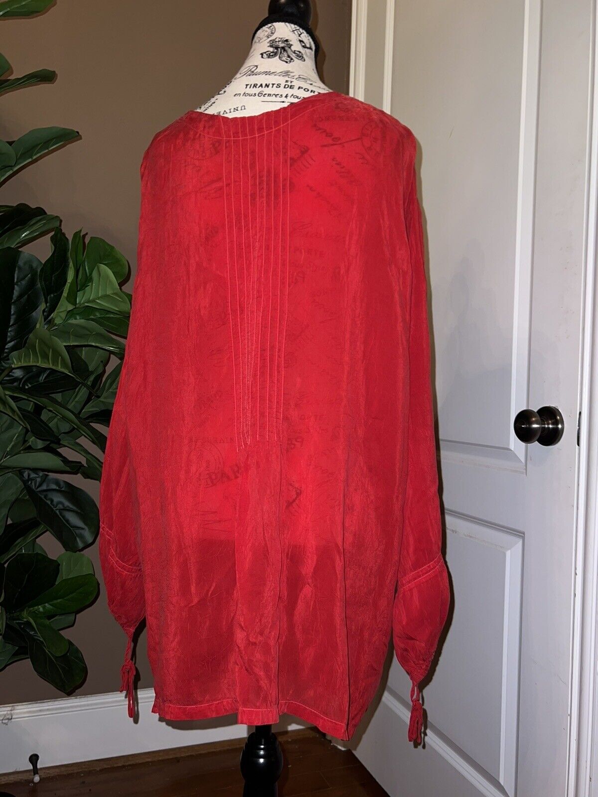 Johnny Was 1X 1XL Peasant Top Red Silky Handkerchief Hem Embroidered Tunic