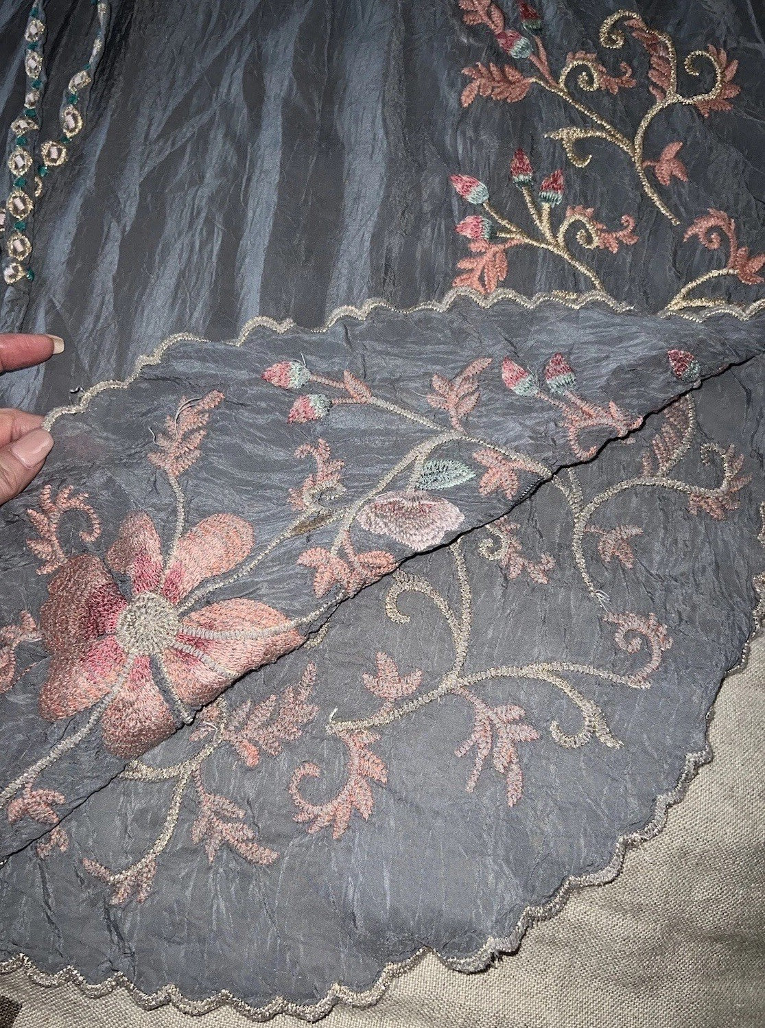 https://i.ebayimg.com/00/s/MTQ5OFgxMTE1/z/G8wAAeSw7QVqMyKg/$_57.JPG