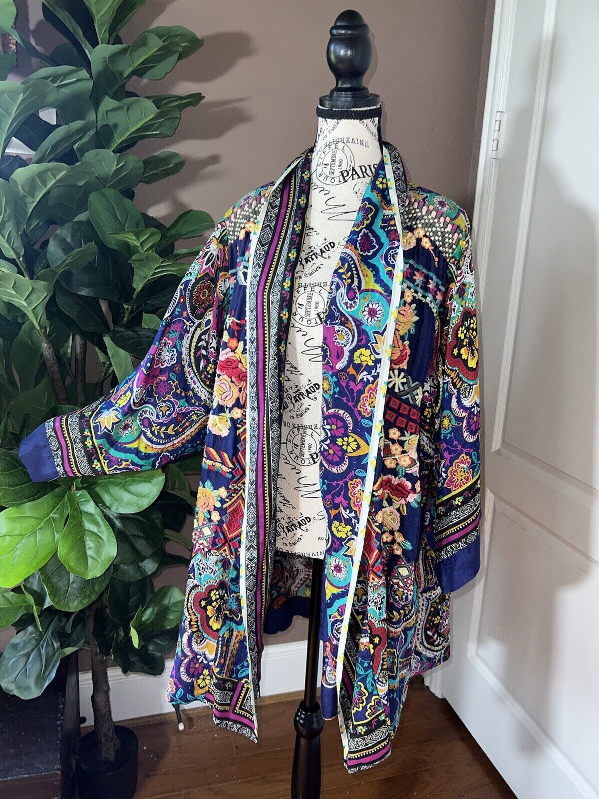 Johnny Was 100% Silk Kimono XL 1X Embroider Jewel Tone Pockets STUNNING