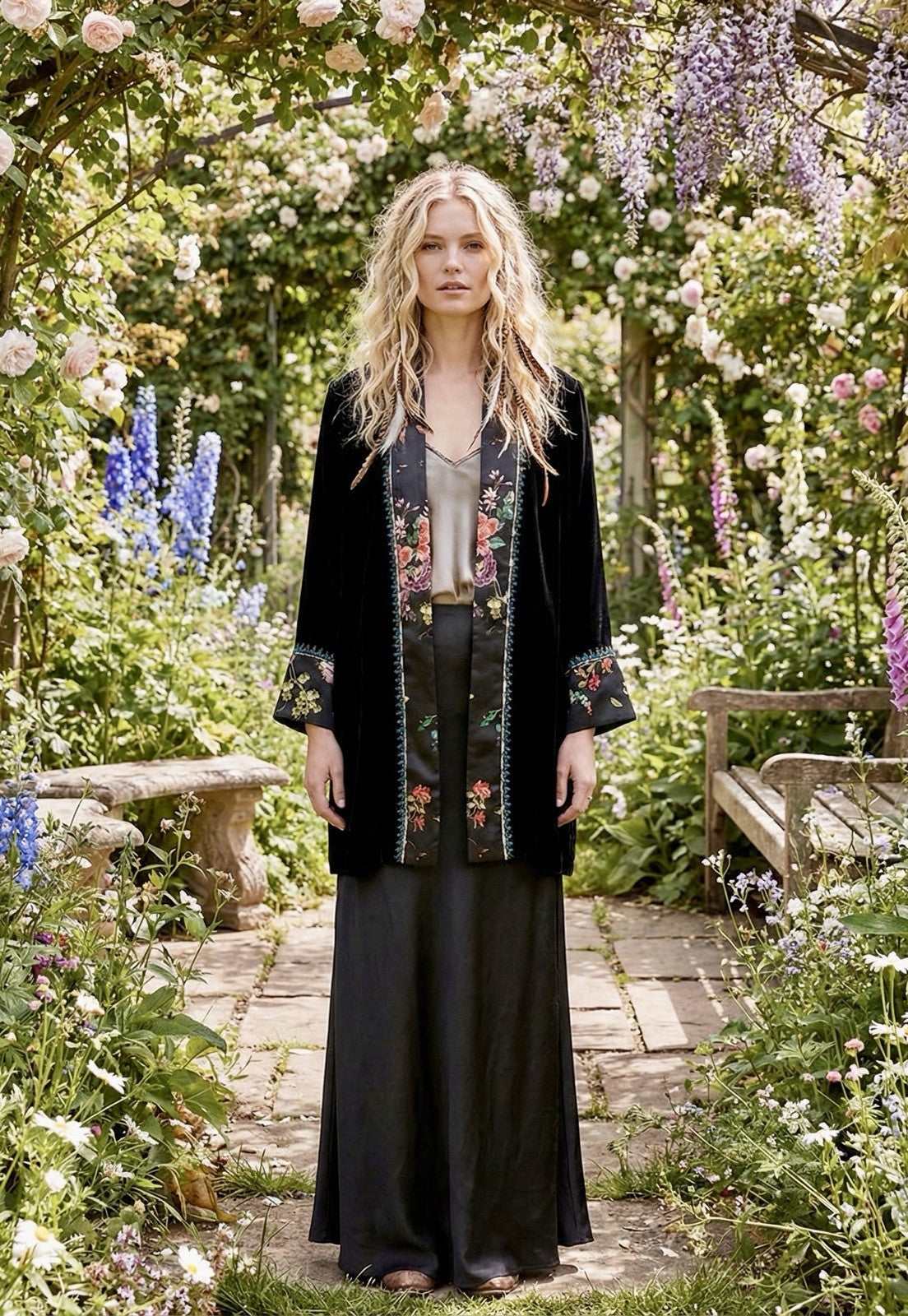 Johnny Was L Large Black Velvet & Silk Kimono Embroidered Floral Wrap Duster Johnny Was