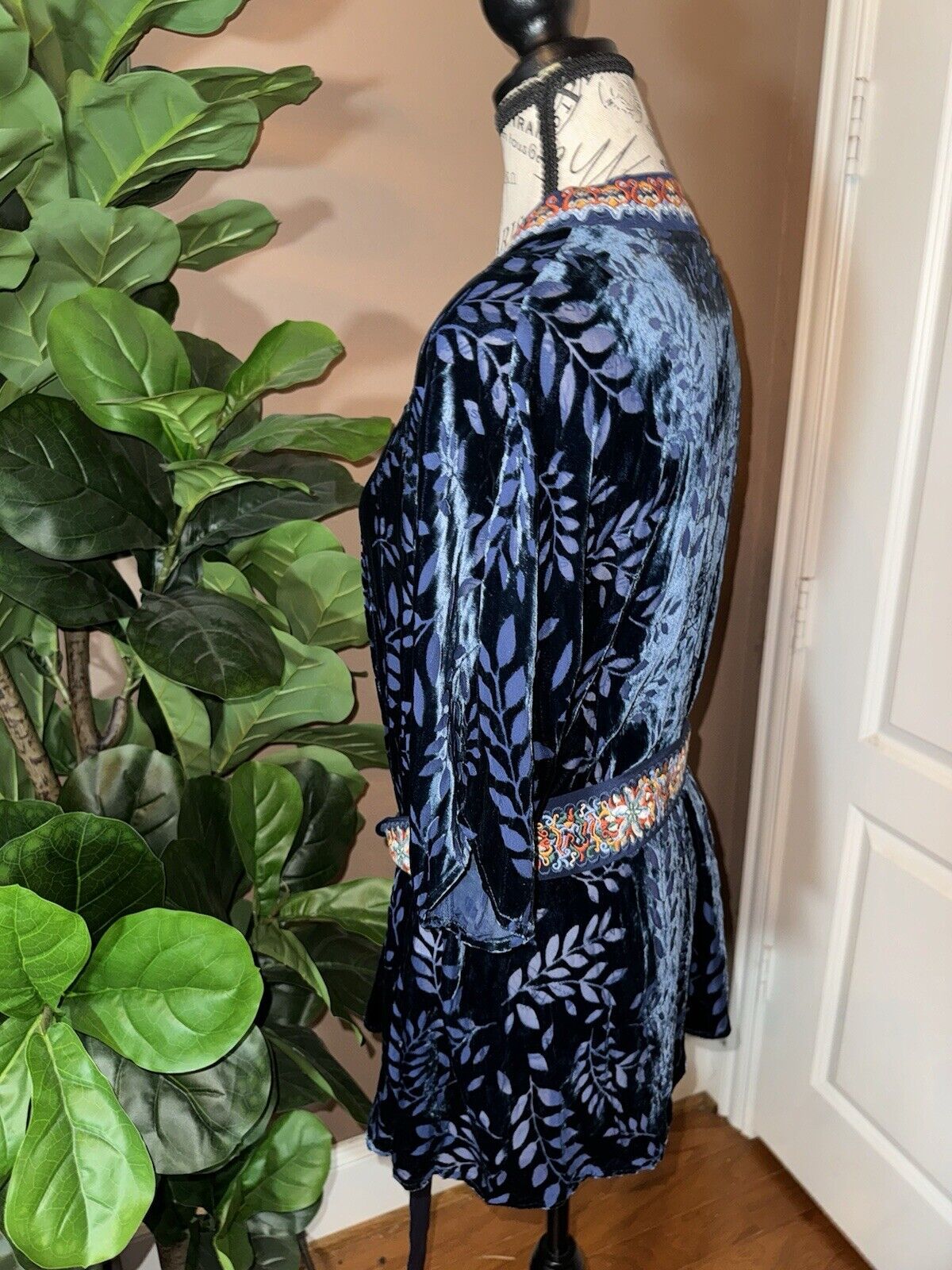 Johnny Was Blue Burnout Velvet Sz L Large Luxurious Wrap Kimono Jacket