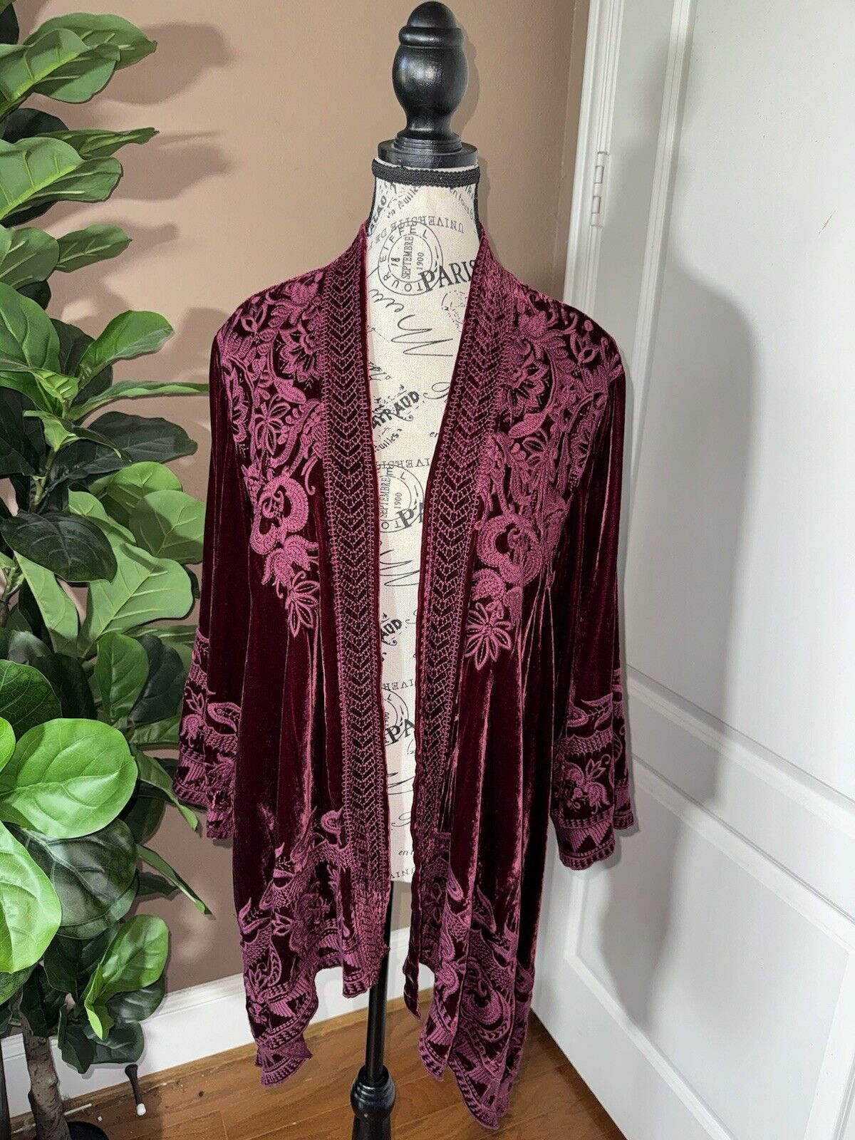 Johnny Was Burgandy Wine Velvet & Embroidered Top Kimono Wrap XL 1X 1XL