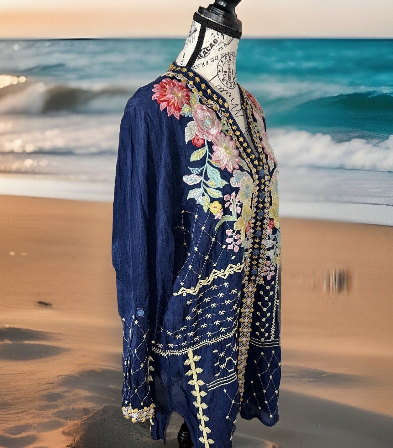 EuC Johnny Was L Large Blue Embroidered Tunic Top Mini Dress Floral RETIRED Johnny Was