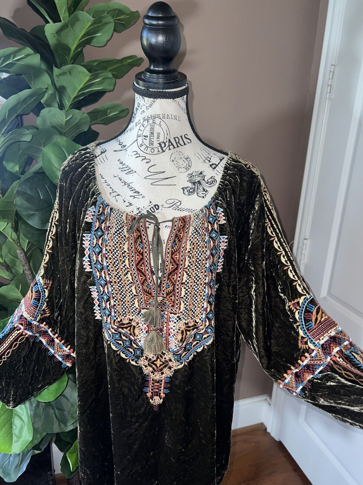 Johnny Was Olive Brown Velvet Heavily Embroidered Tunic Top XL Peasant