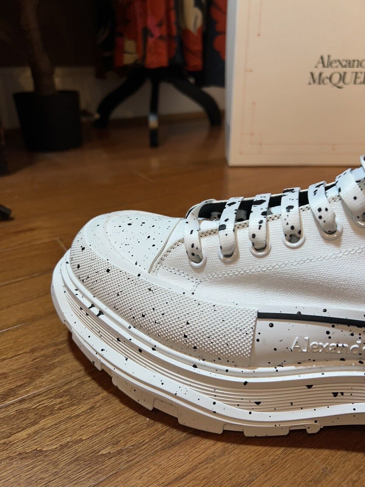 Alexander McQueen Tread Slick Speckled Sneakers  Retail $720 sz 49 US 16 5