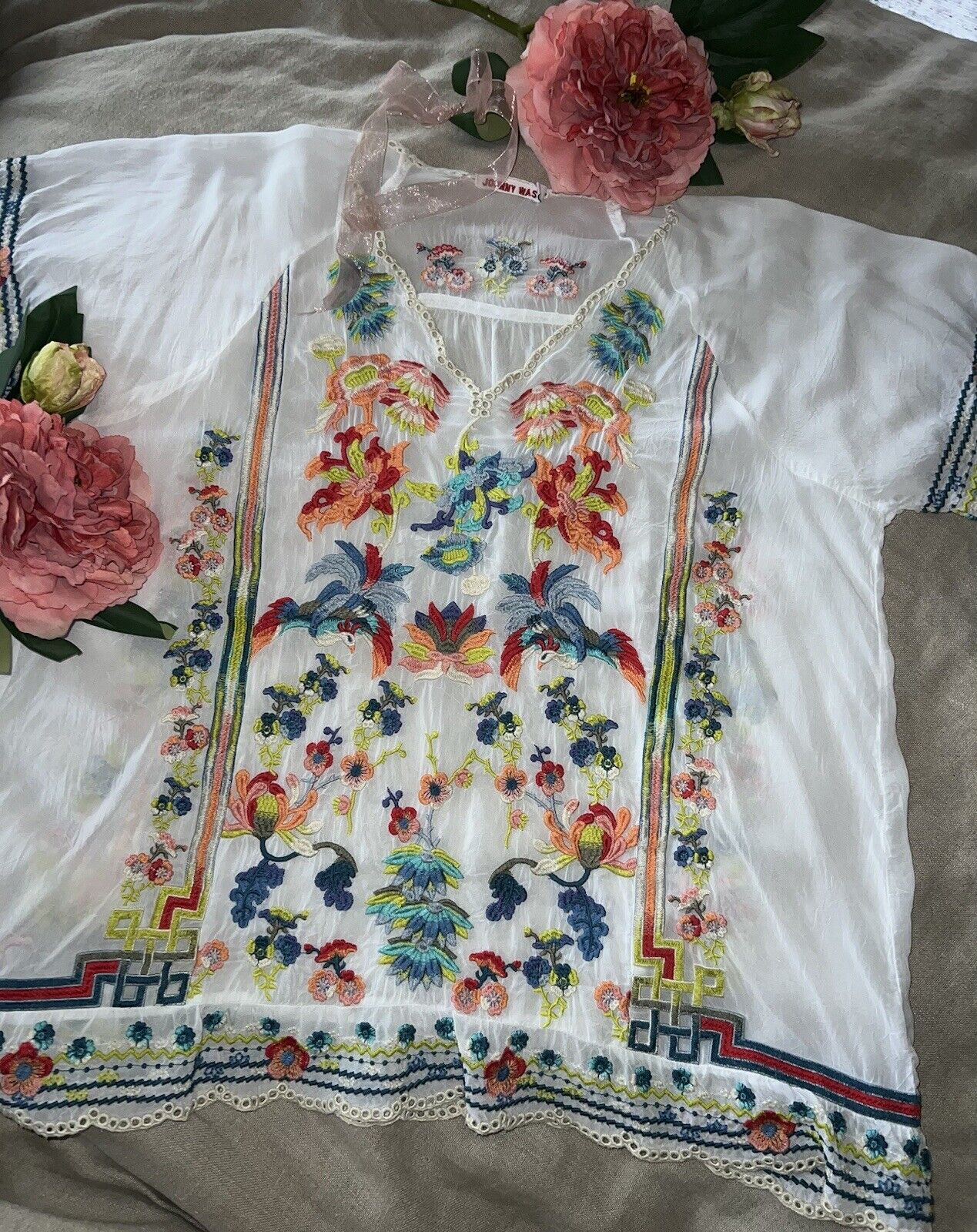 Johnny Was Silky White Embroidered Peasant Blouse Top Tunic L Large