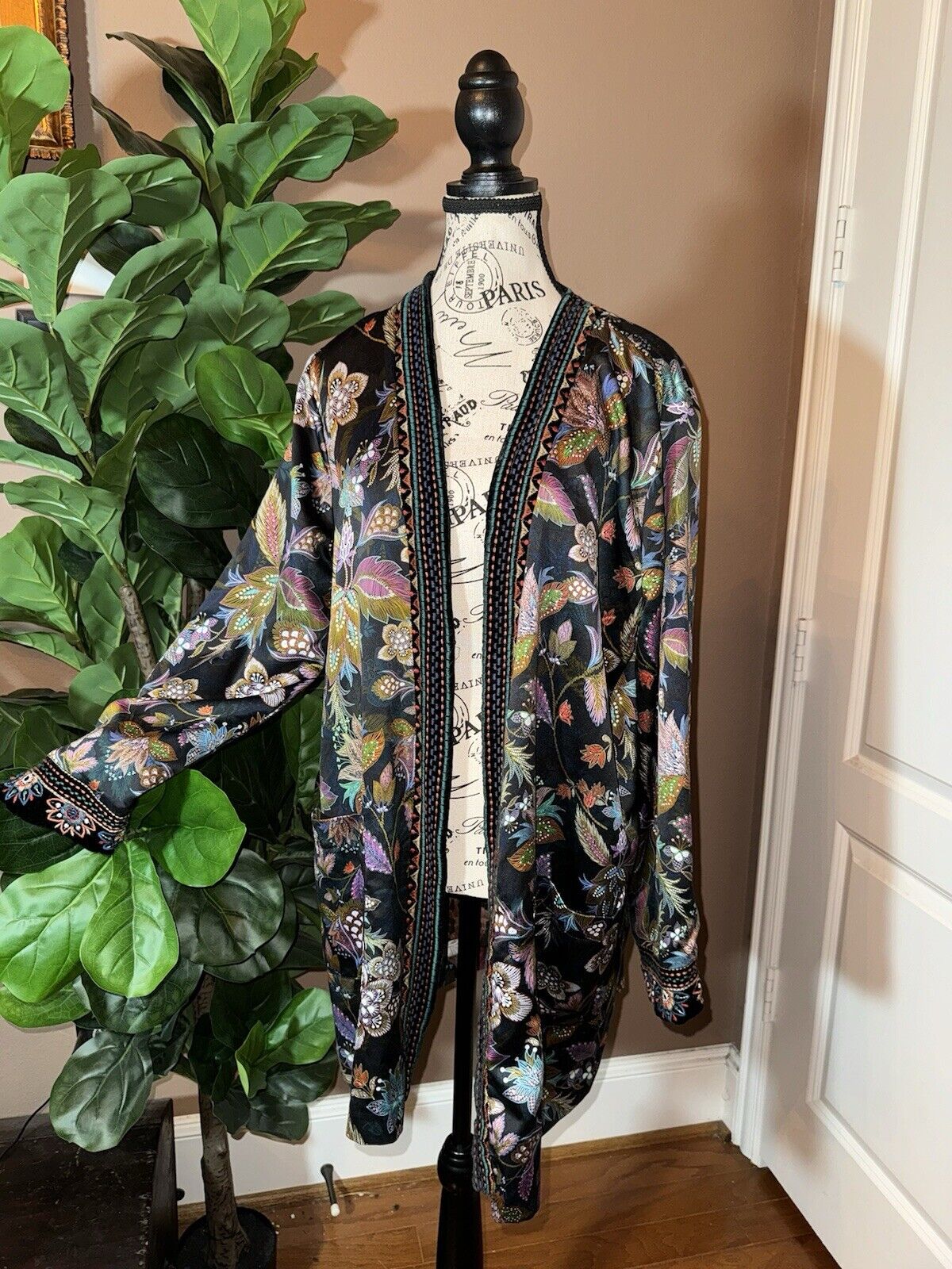 Johnny Was Leopard Print Silk Lined Kimono Duster Wrap M Velvet Trim Pockets