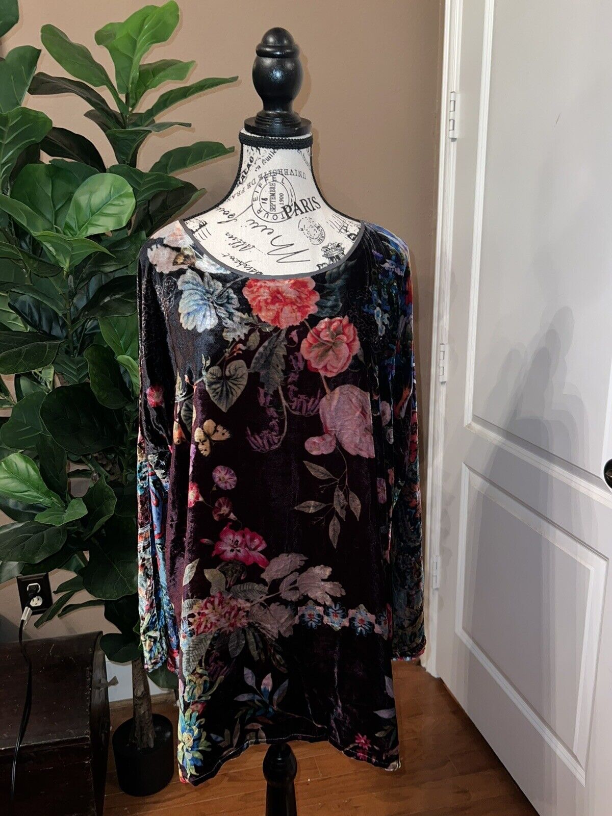 Johnny Was Floral Velvet Tunic Top Mini Dress Long Sleeve Sz XL Kimono Wrap