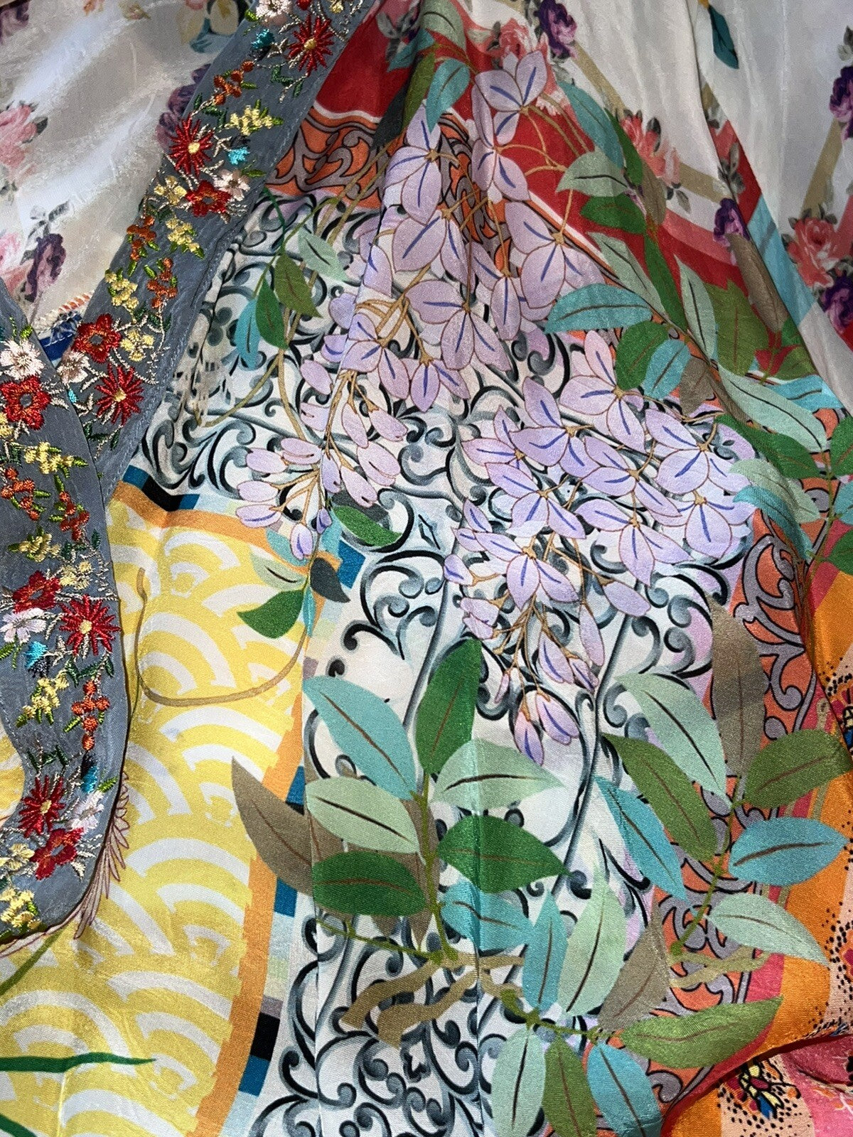 Johnny Was XL Silky Kimono Lightweight Cool Jacket Wrap Embroidered Pockets BOHO Johnny Was