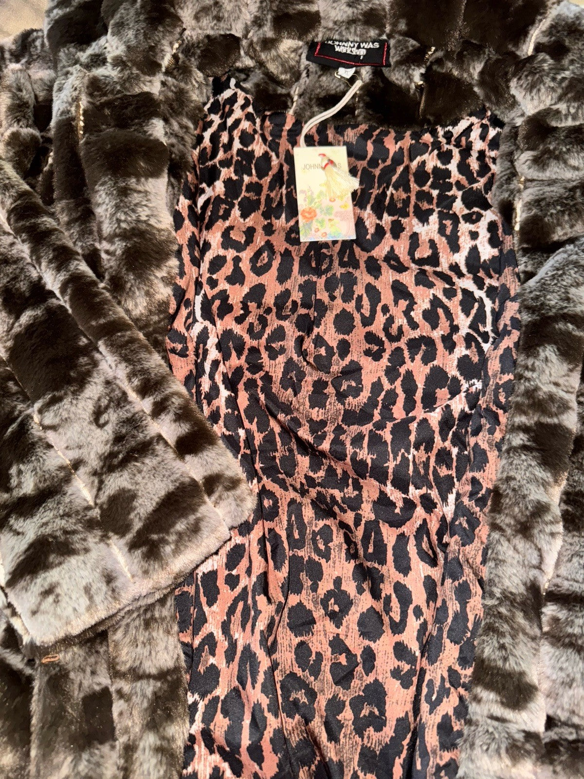 Johnny Was XL Black & Grey Faux Fur Coat Jacket Wrap Silk Lining Pockets Johnny Was