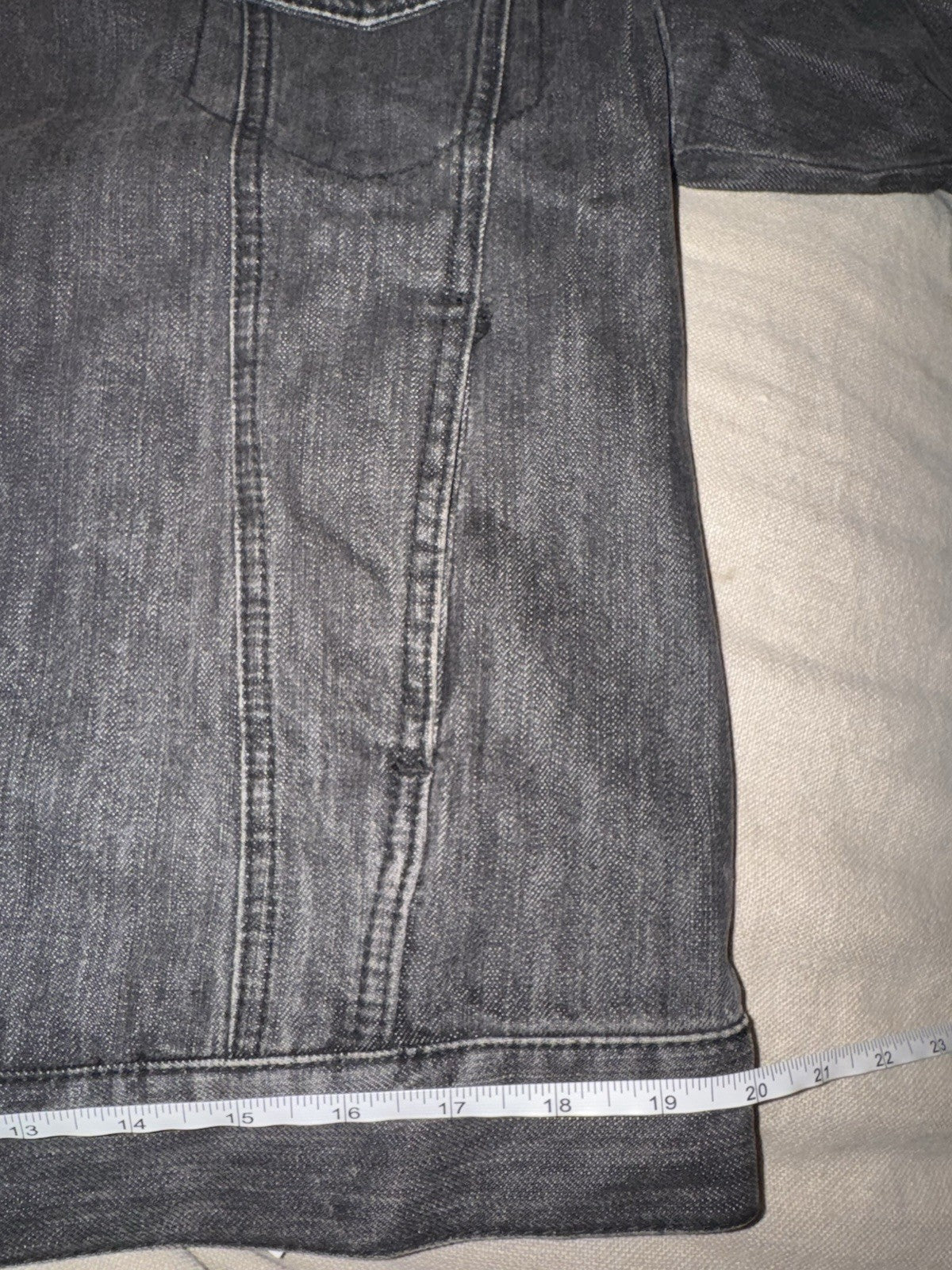 Alexander McQueen L Black Denim Trucker Jacket Coat Men/Women Italy 52 Authentic Alexander McQueen