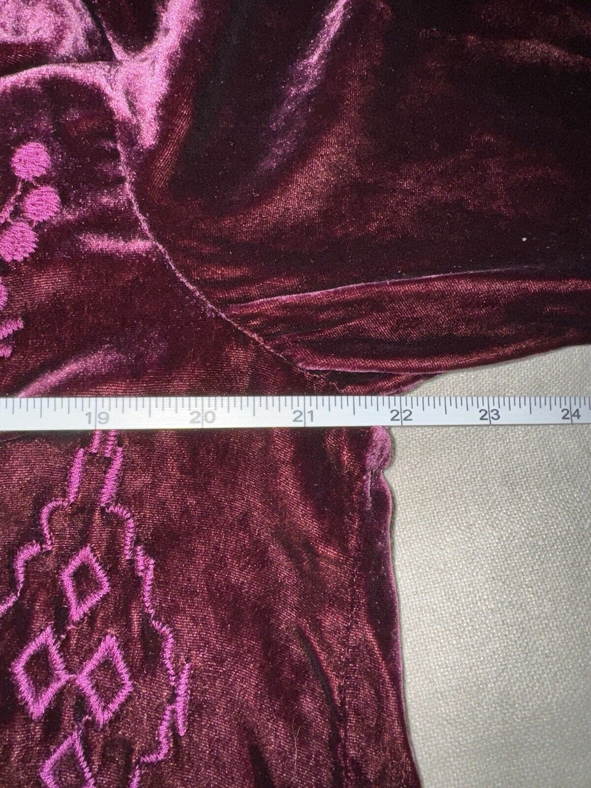 4940621