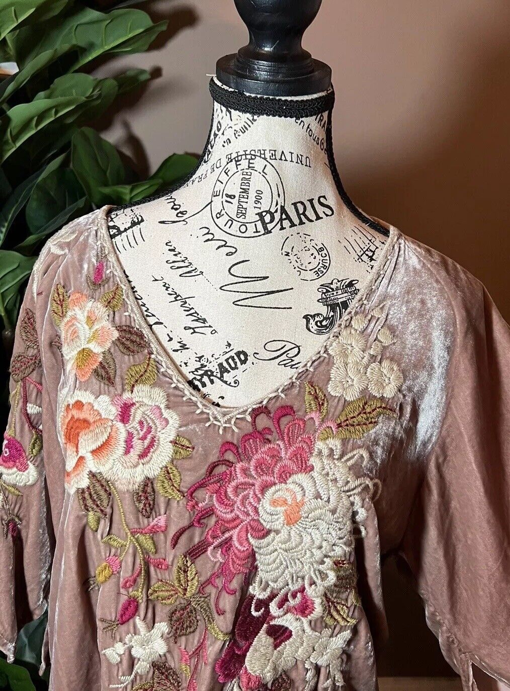 Johnny Was XL 1X Dusty Rose Velvet Heavily Embroidered Mini Dress Tunic Top