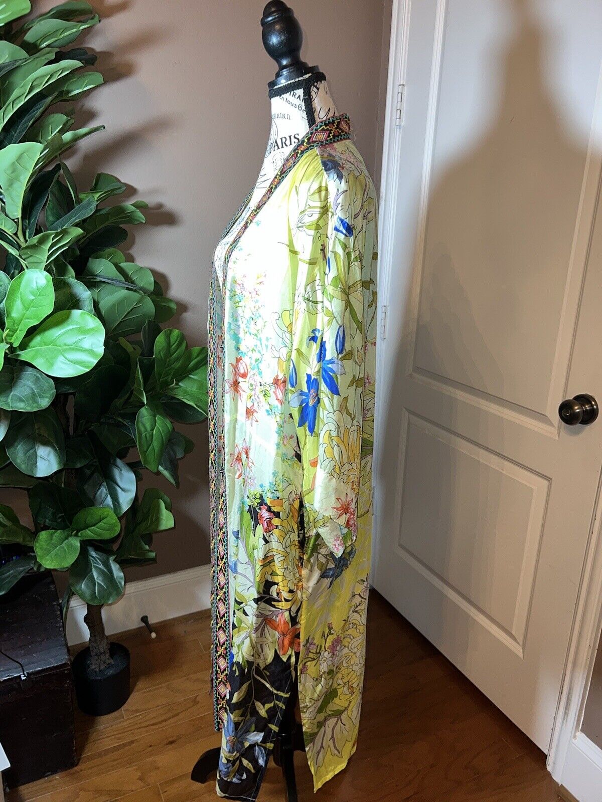 Johnny Was Long 100% Silk KIMONO Duster Wrap XL 1X Embroidery SPRING