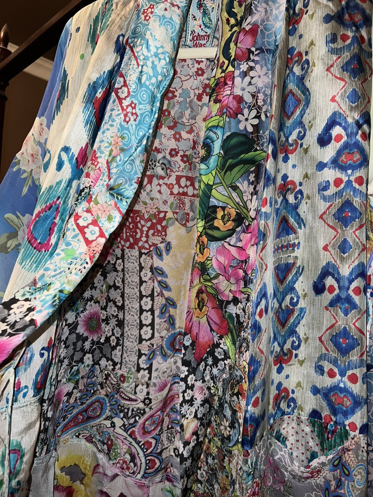 Johnny Was M 100% Silk Kimono Top Lightweight Cool Florals Pastels Cardigan Wrap Johnny Was