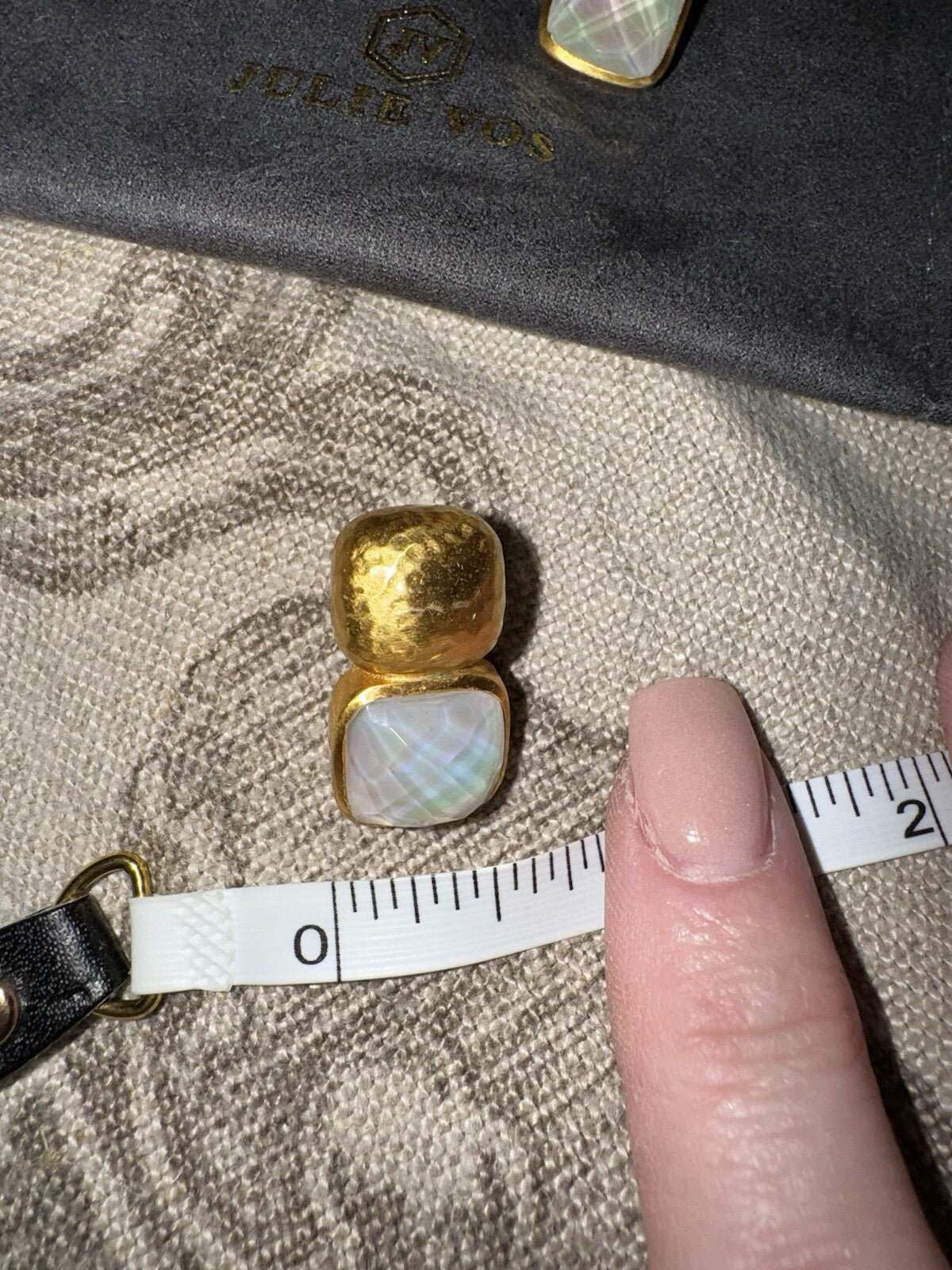 7945654