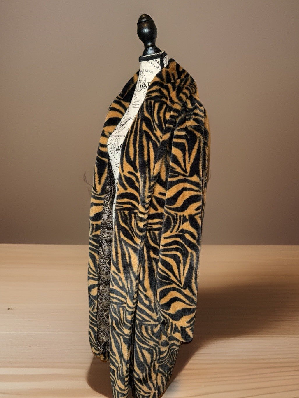Johnny Was XL Faux Fur & Silk Tiger Stripe Long Length Coat Jacket Wrap Johnny Was