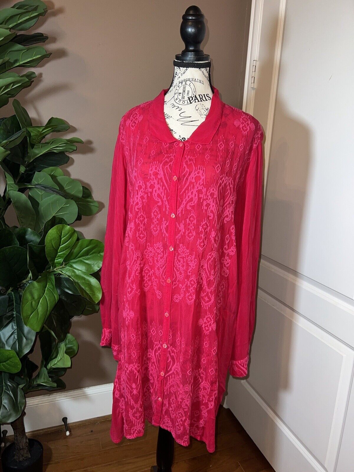 Johnny Was Beautiful Embroidered Tunic Barbie Pink Button Up Top Sz 1X 1XL XL