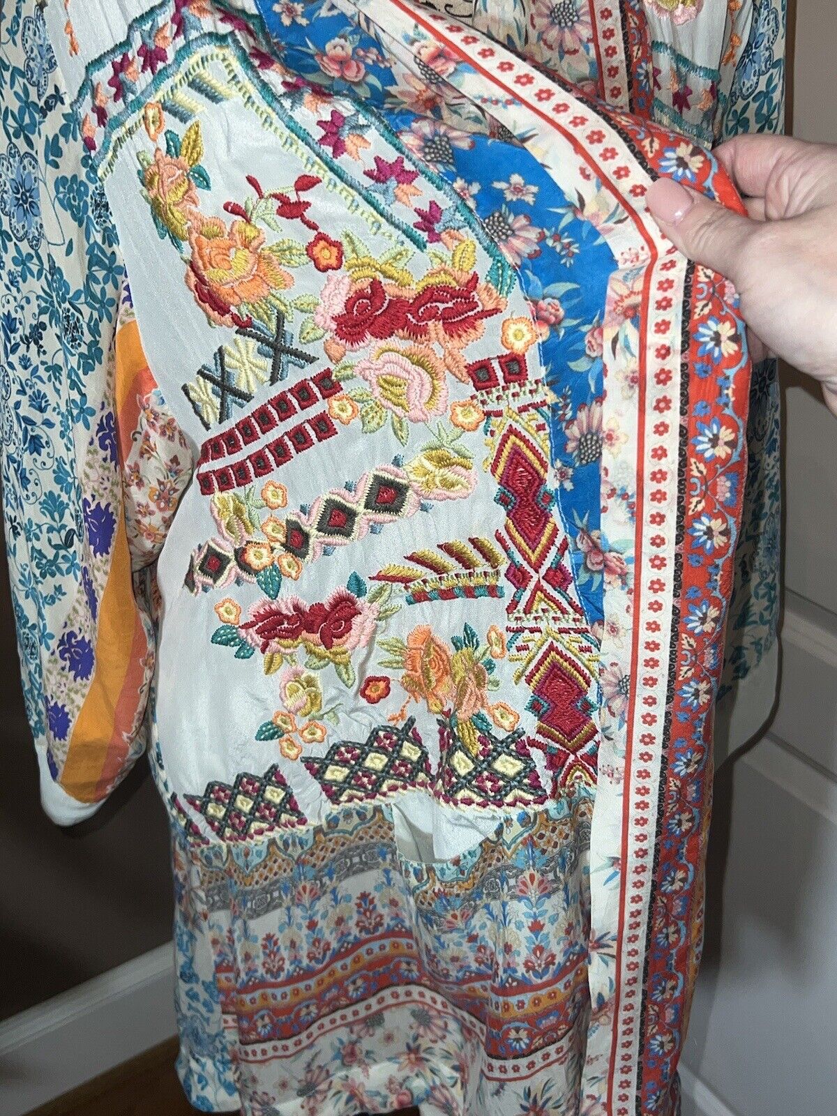 Johnny Was 1X 1XL 100% Silk Kimono Top Gorgeous Colors & Florals Embroidered