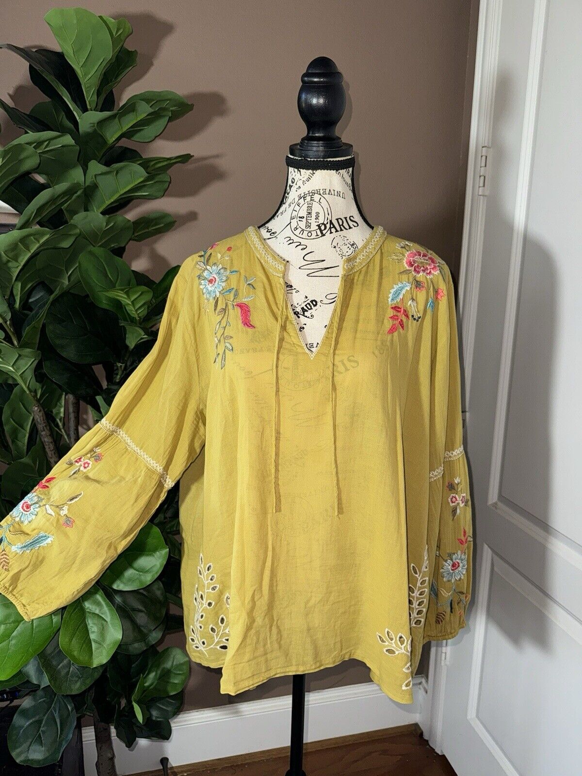 Johnny Was XL 1X 1XL Harvest Gold Tunic Peasant Top Floral Embroidered