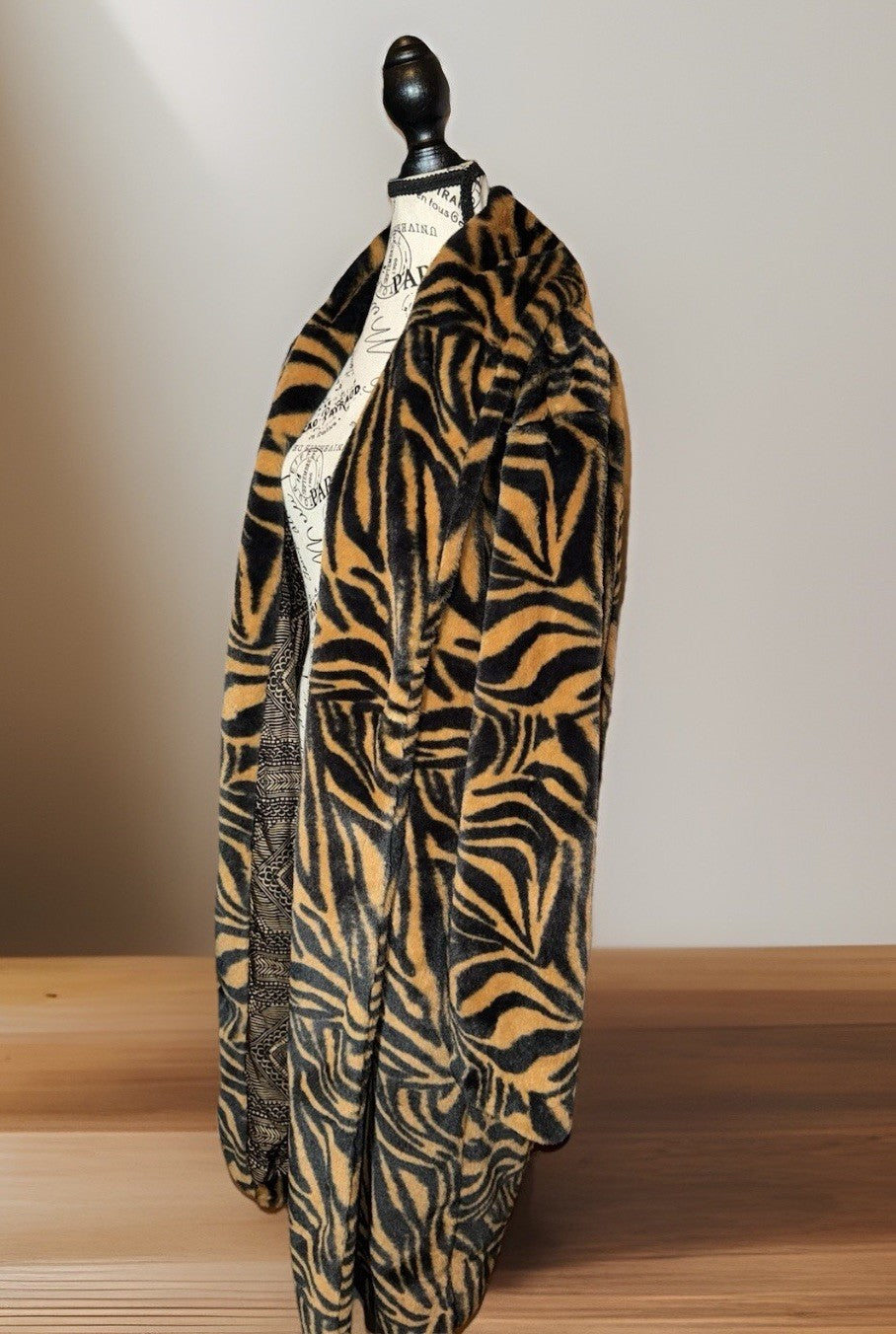 Johnny Was L Large Faux Fur & Silk Tiger Stripe Long Length Coat Jacket Wrap Johnny Was