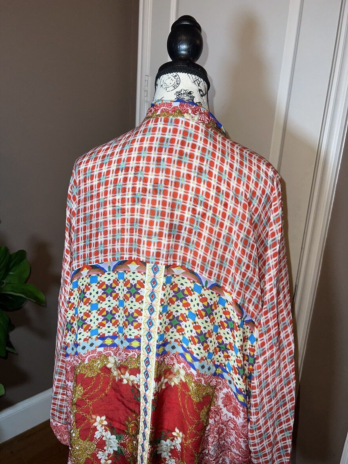 Johnny Was Silky Embroidered Kimono WRAP XL 1X SPRING Handkerchief Hem