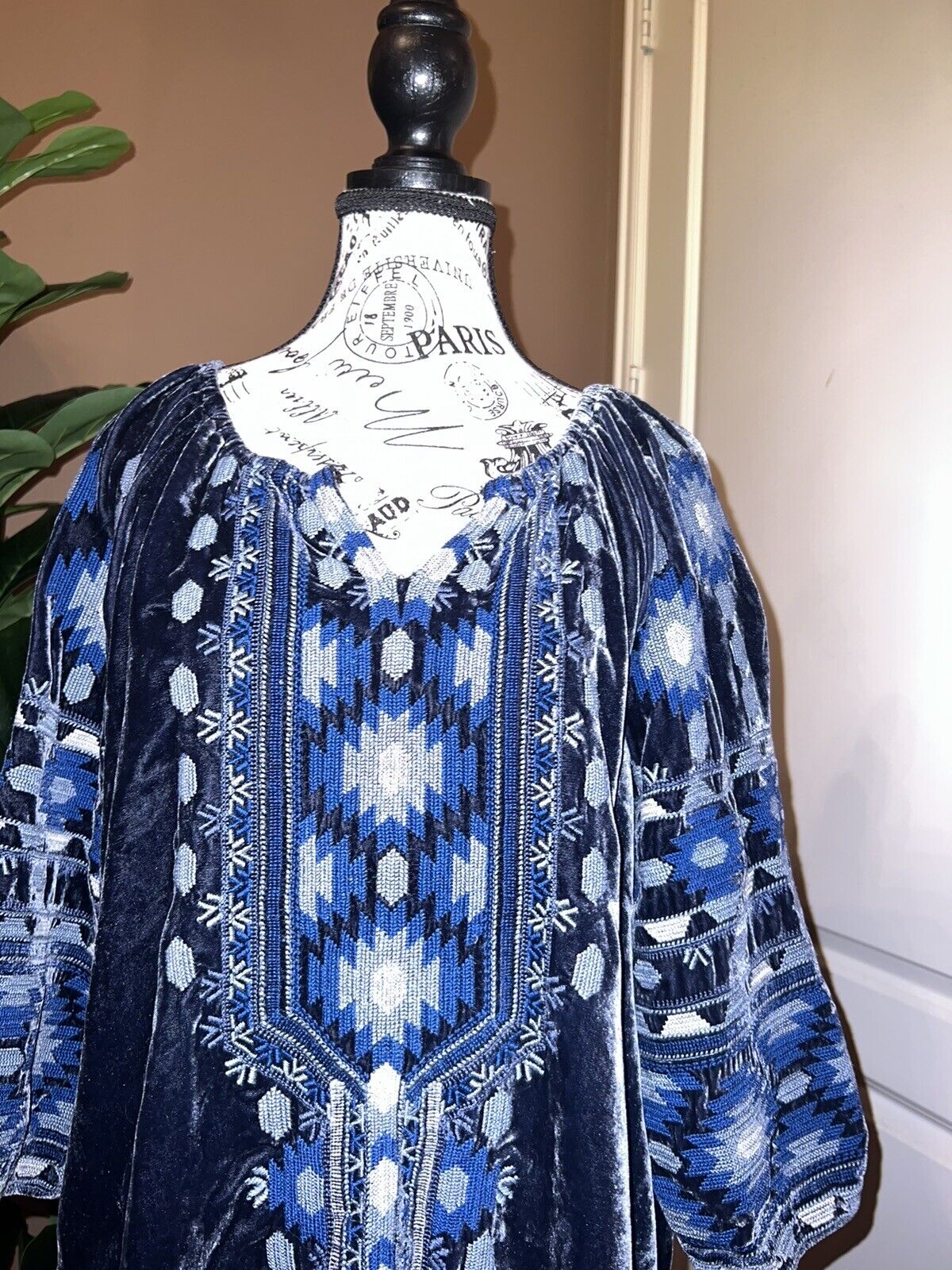 Johnny Was Blue Velvet Heavily Embroidered Tunic Top Mini Dress M Medium