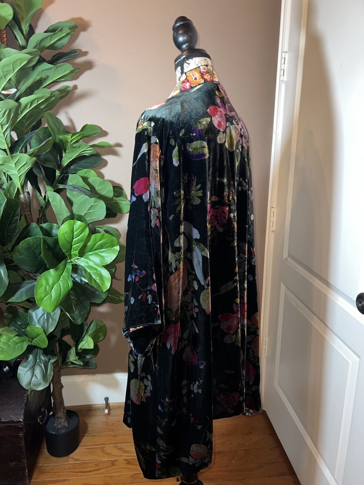 Johnny Was Velvet & Silk Kimono Wrap Sz 1XL 1X XL REVERSIBLE Jewel Tones Floral