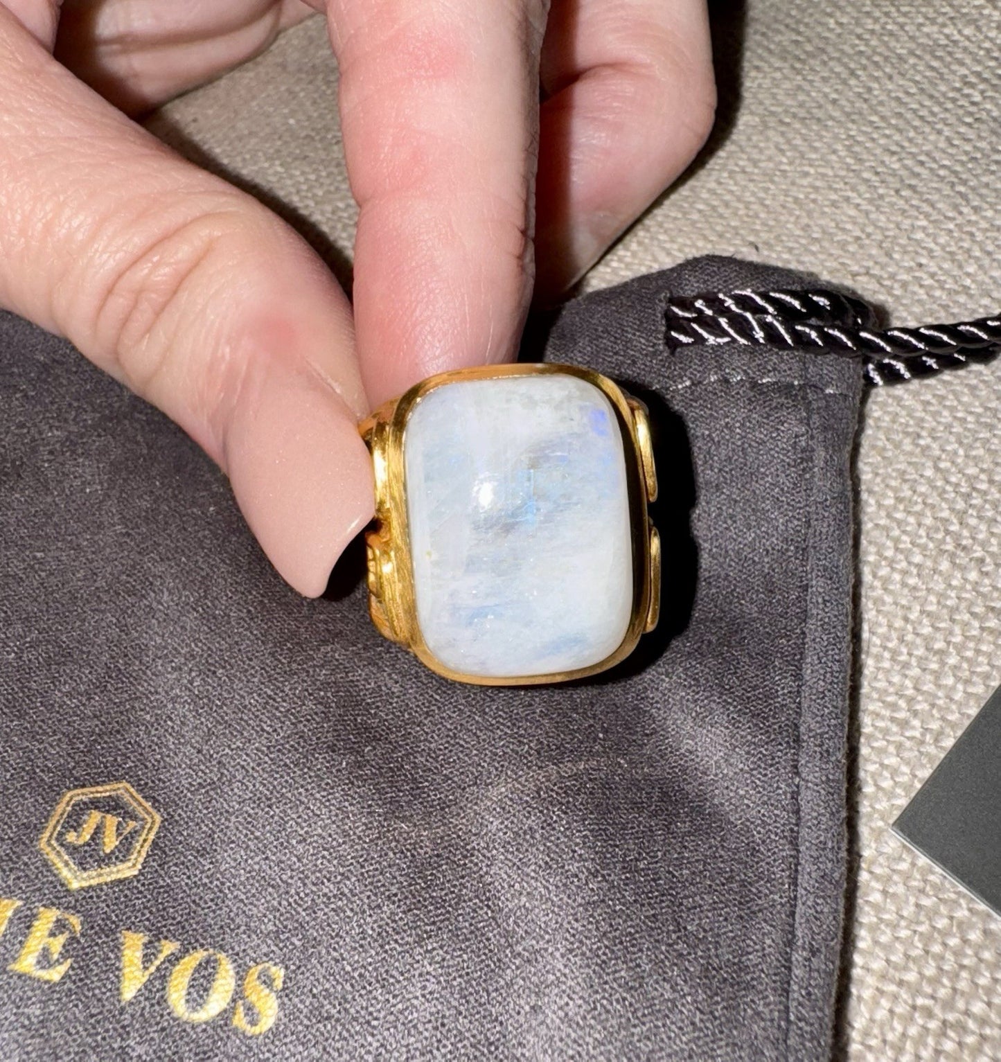 Julie Vos Sz 8 Creamy White Moonstone Statement Ring 24K Plated Looks Unworn Julie Vos