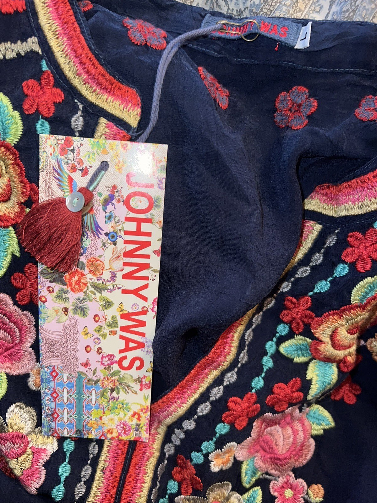 Johnny Was L Tunic Top Blouse Shirt Embroidered Silky Navy Lightweight Cool Johnny Was