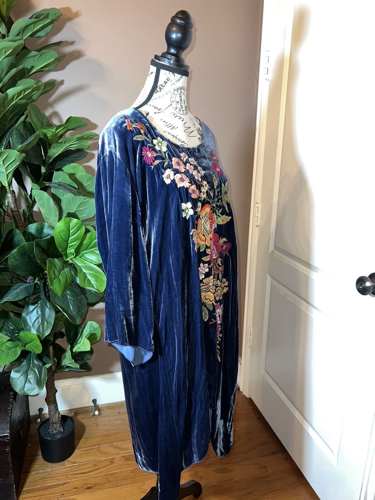 Johnny Was Floral Embroidered Blue Velvet Tunic Top Mini Dress Peacock XL NWO