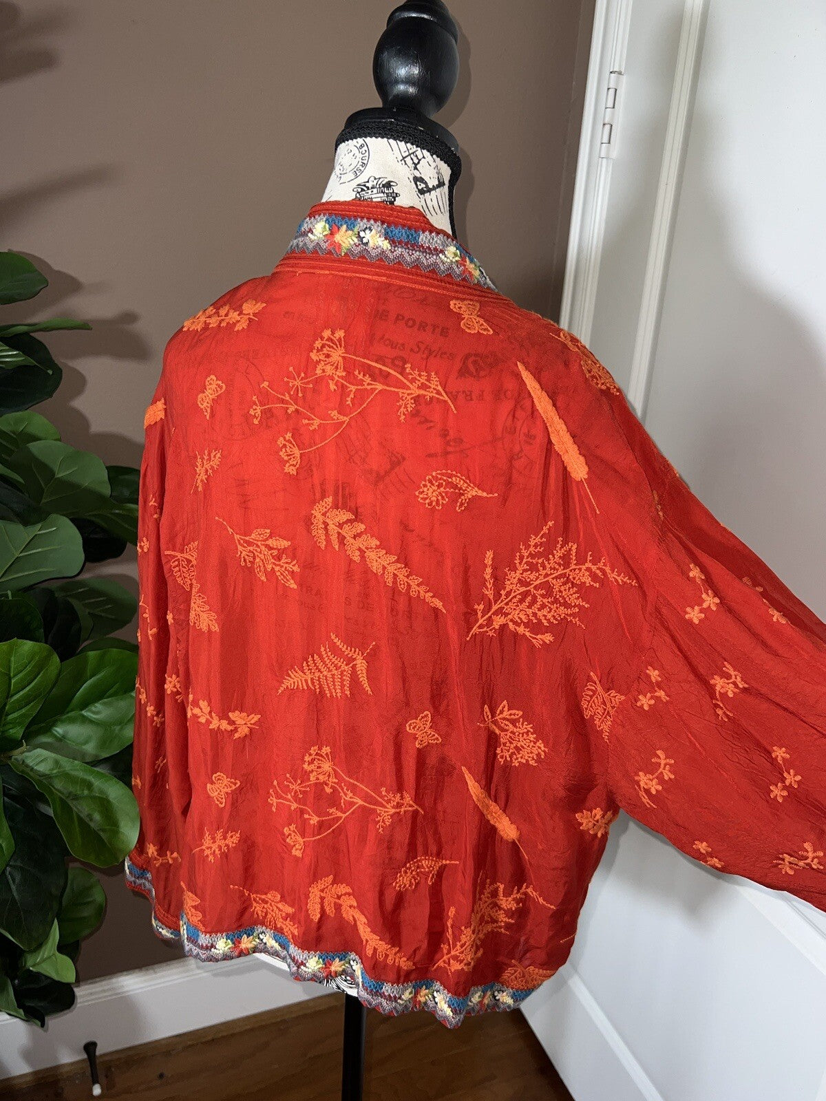Johnny Was M Orangish Red Short Kimono Wrap Top Embroidered Lightweight Cool Johnny Was