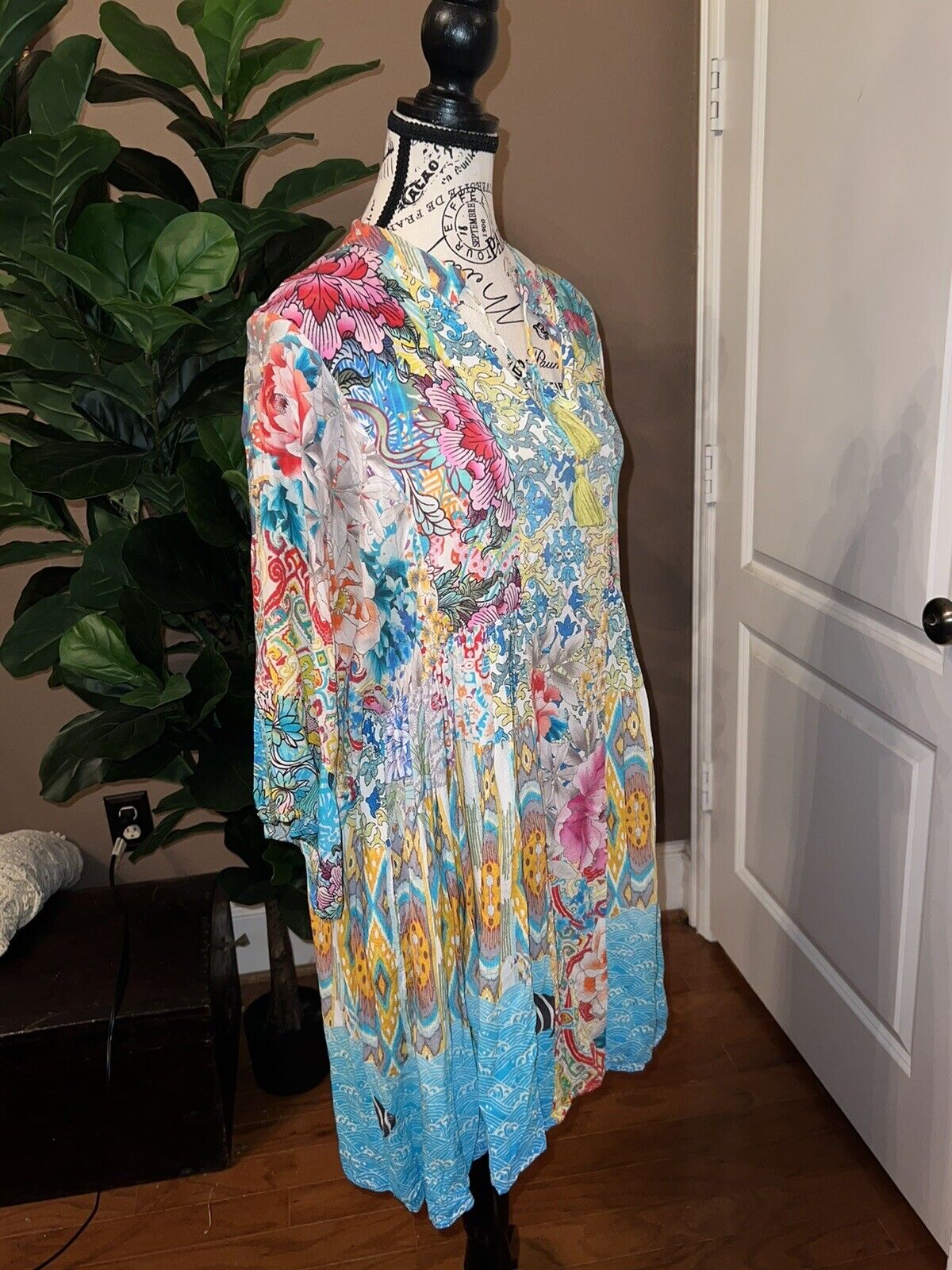 Johnny Was SZ L Large Cotton Floral Tunic Top Mini Dress Kimono Sleeves Tassels