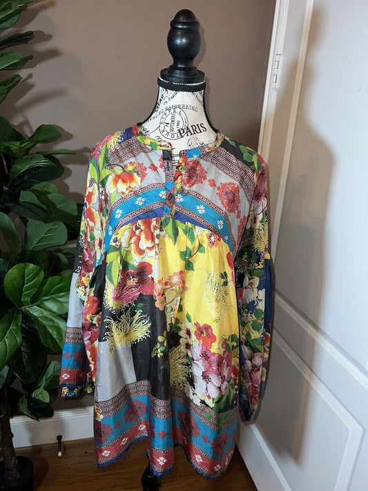 Johnny Was XL 1XL 1X 100% Silk Long Sleeve Tunic Top Kimono Vibrant Floral Color