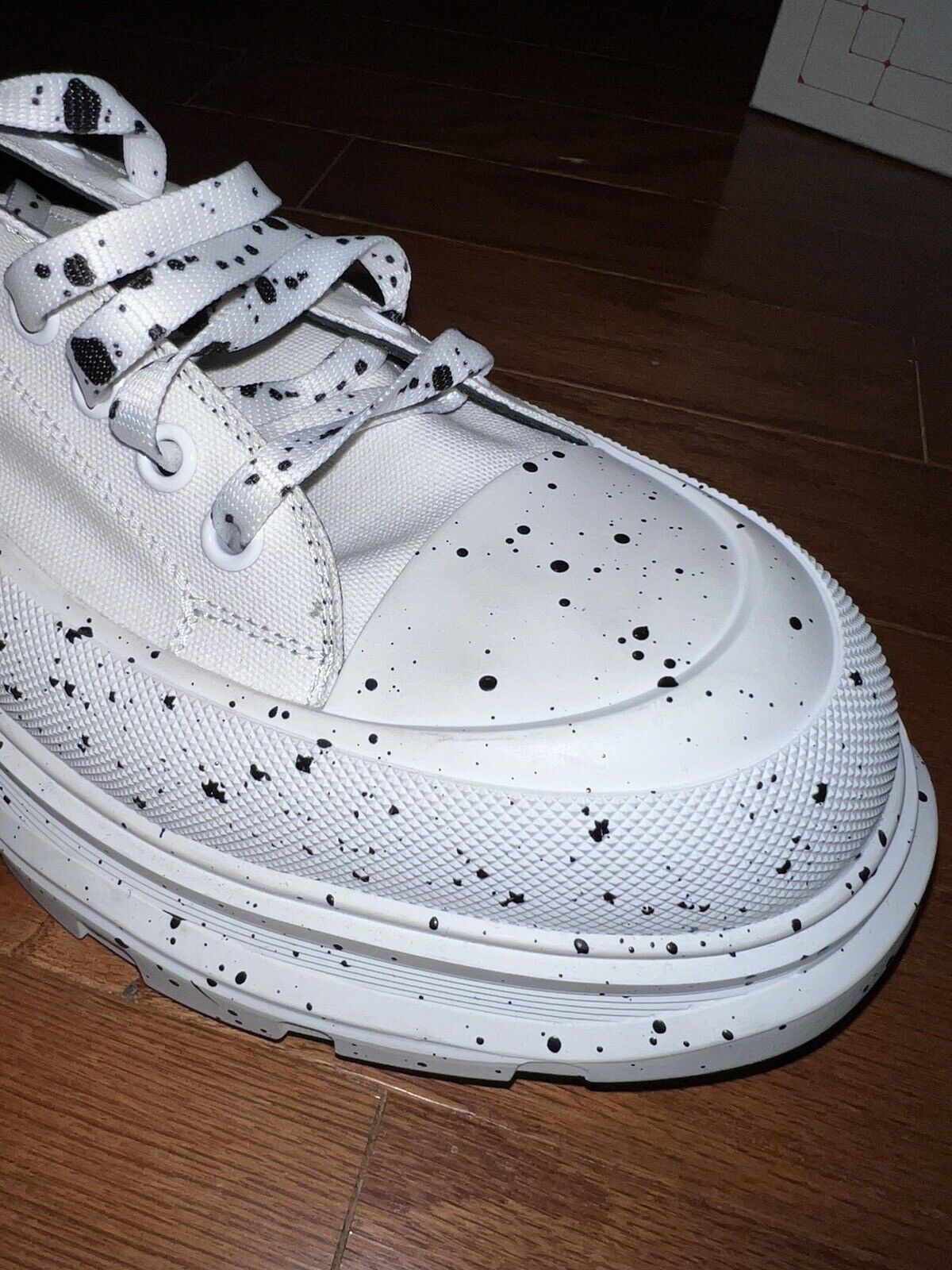 Alexander McQueen Tread Slick Speckled Sneakers  Retail $720 sz 49 US 16 4