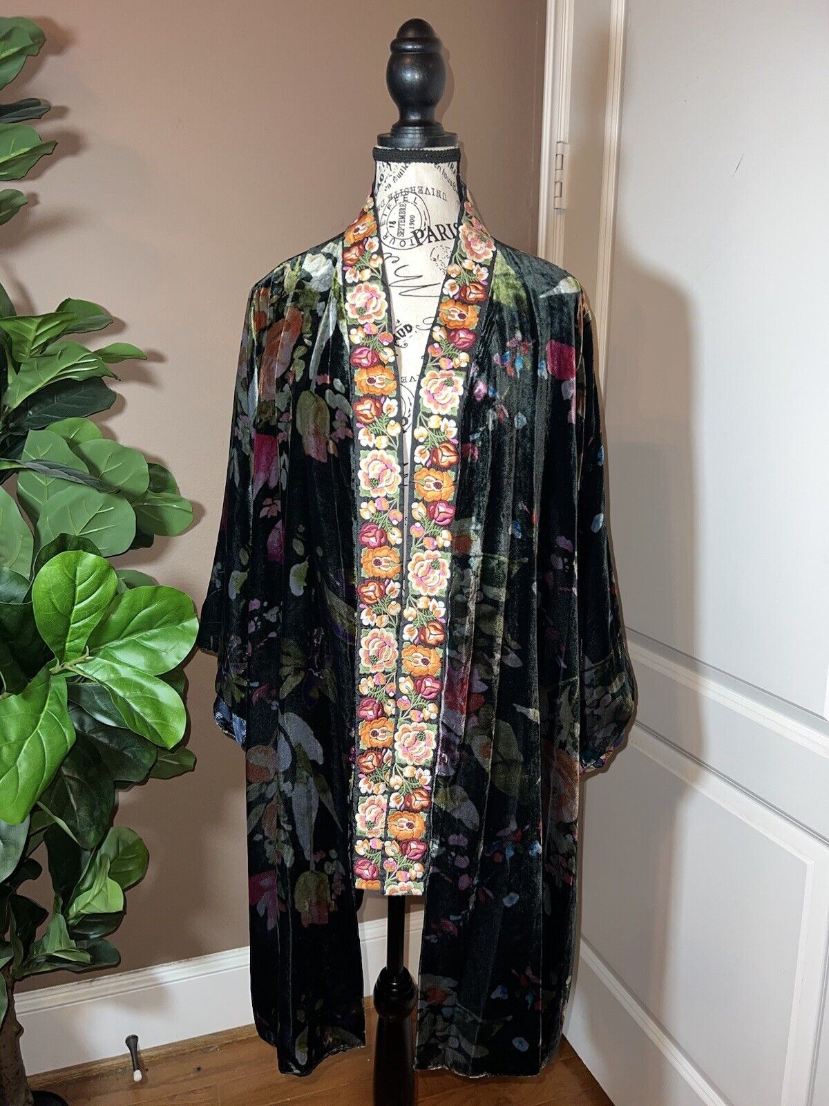 Johnny Was Velvet & Silk Kimono Wrap Sz 1XL 1X XL REVERSIBLE Jewel Tones Floral