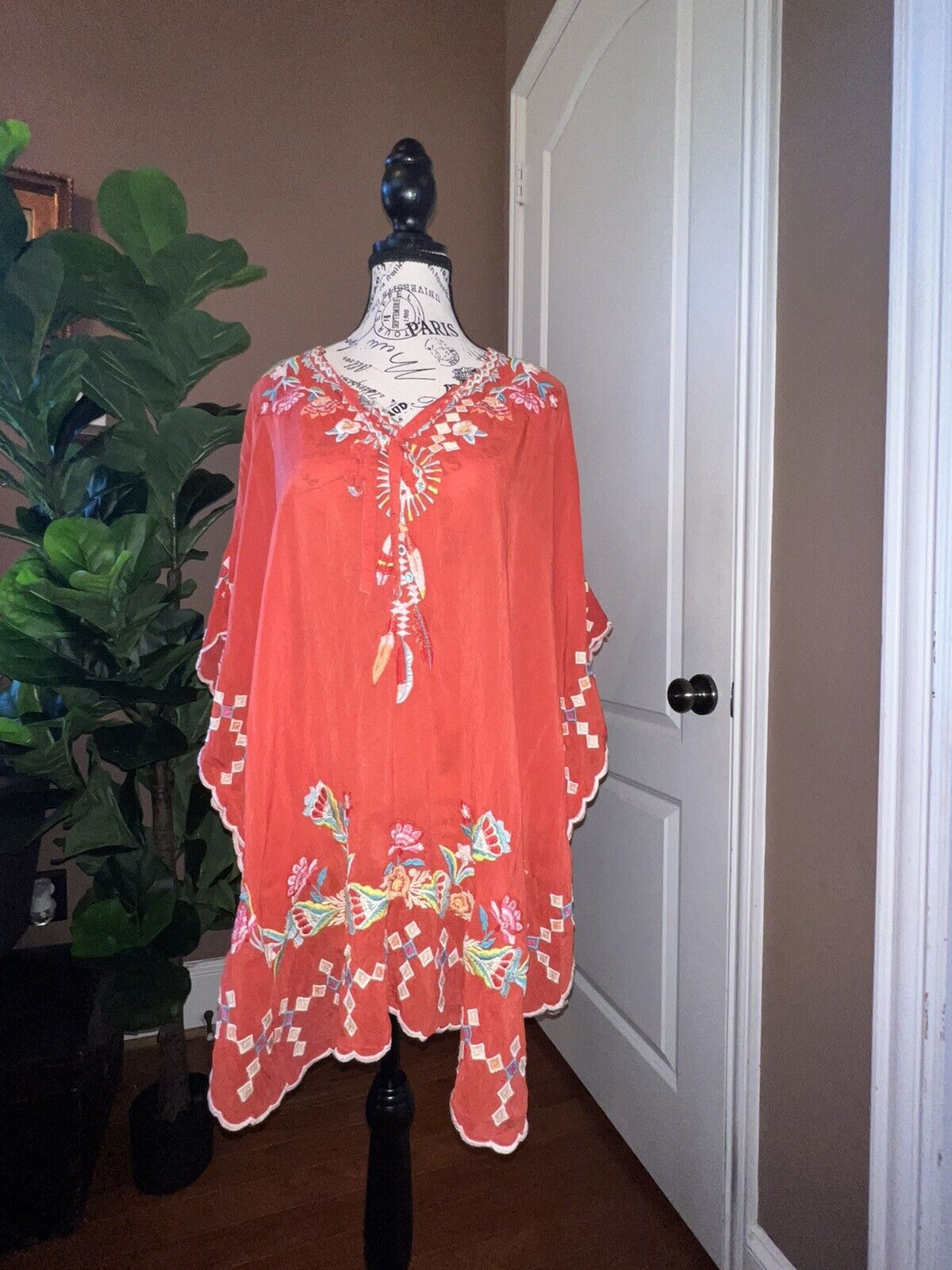 Johnny Was Red Embroidered Silky Tunic Top VERY OVERSIZED 32” PTP Poncho